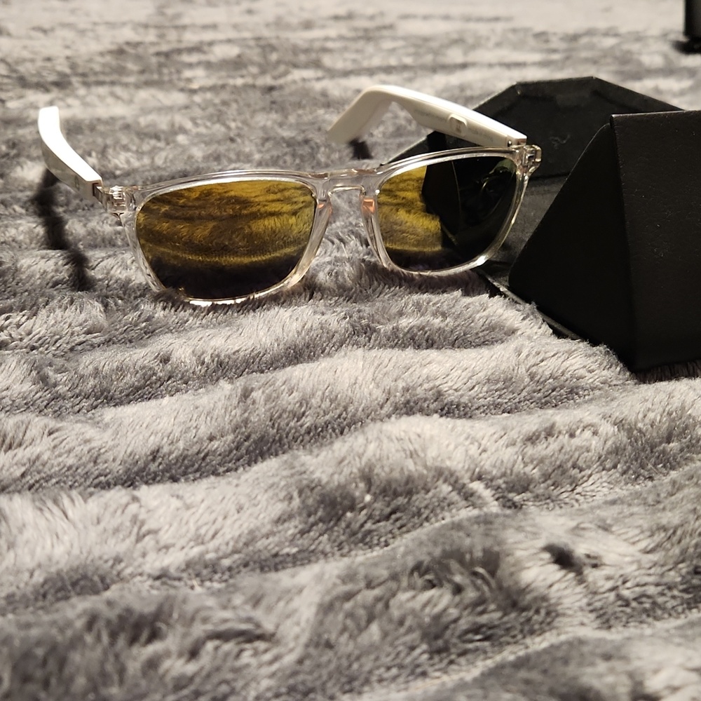 Lucyd bluetooth sunglasses